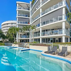Vision Cairns